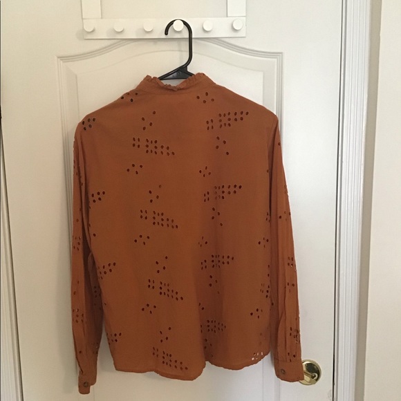 Button down shirt - Picture 2 of 2